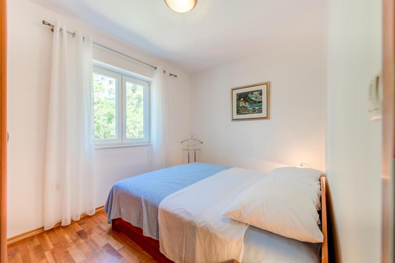Apartmani Mirta Omis A Exterior foto